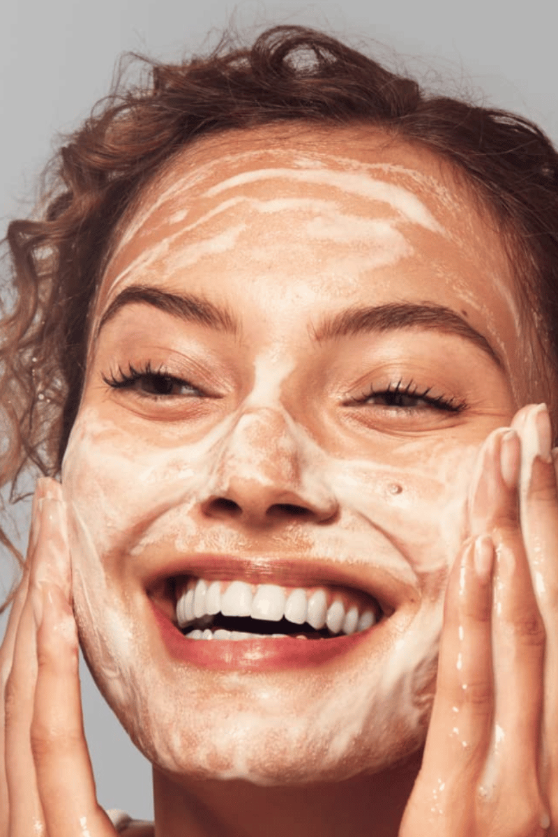 6 Cleansers for Combination Skin for Happier Face!